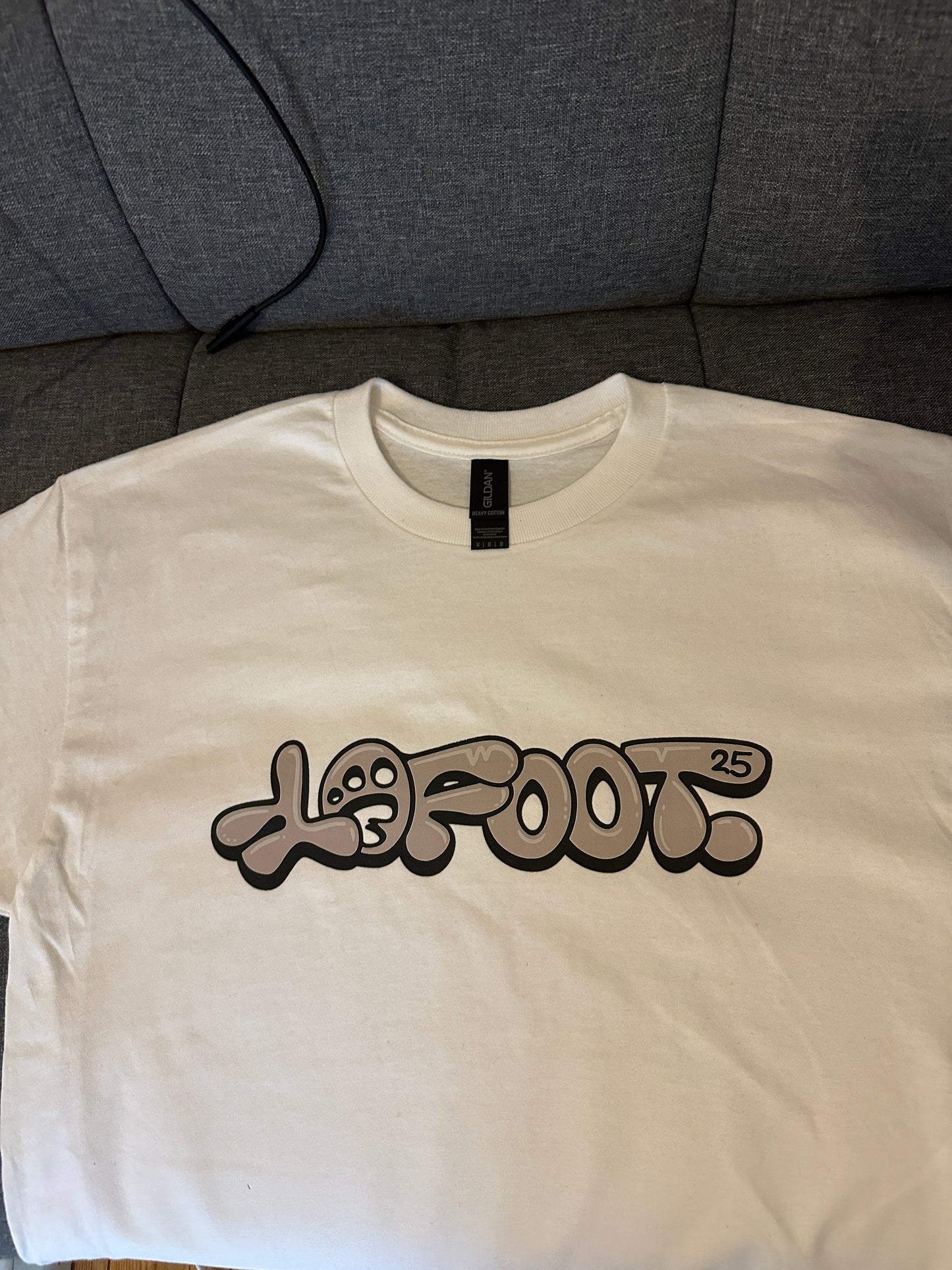 10 Foot graffiti tag t-shirt